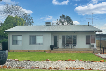 16 Bluebonnet Crescent, Coleambally